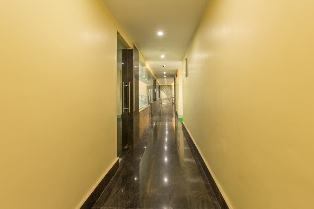 Hotel D' Sapphire Guwahati Eksteriør billede